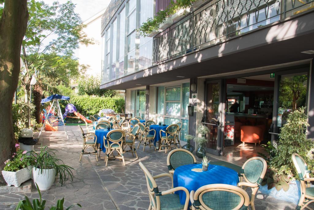 Hotel Mirage เบลลาเรีย-อีเจอา มารีนา ภายนอก รูปภาพ