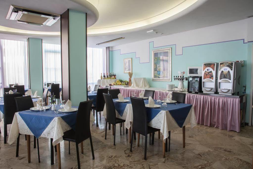 Hotel Mirage เบลลาเรีย-อีเจอา มารีนา ภายนอก รูปภาพ