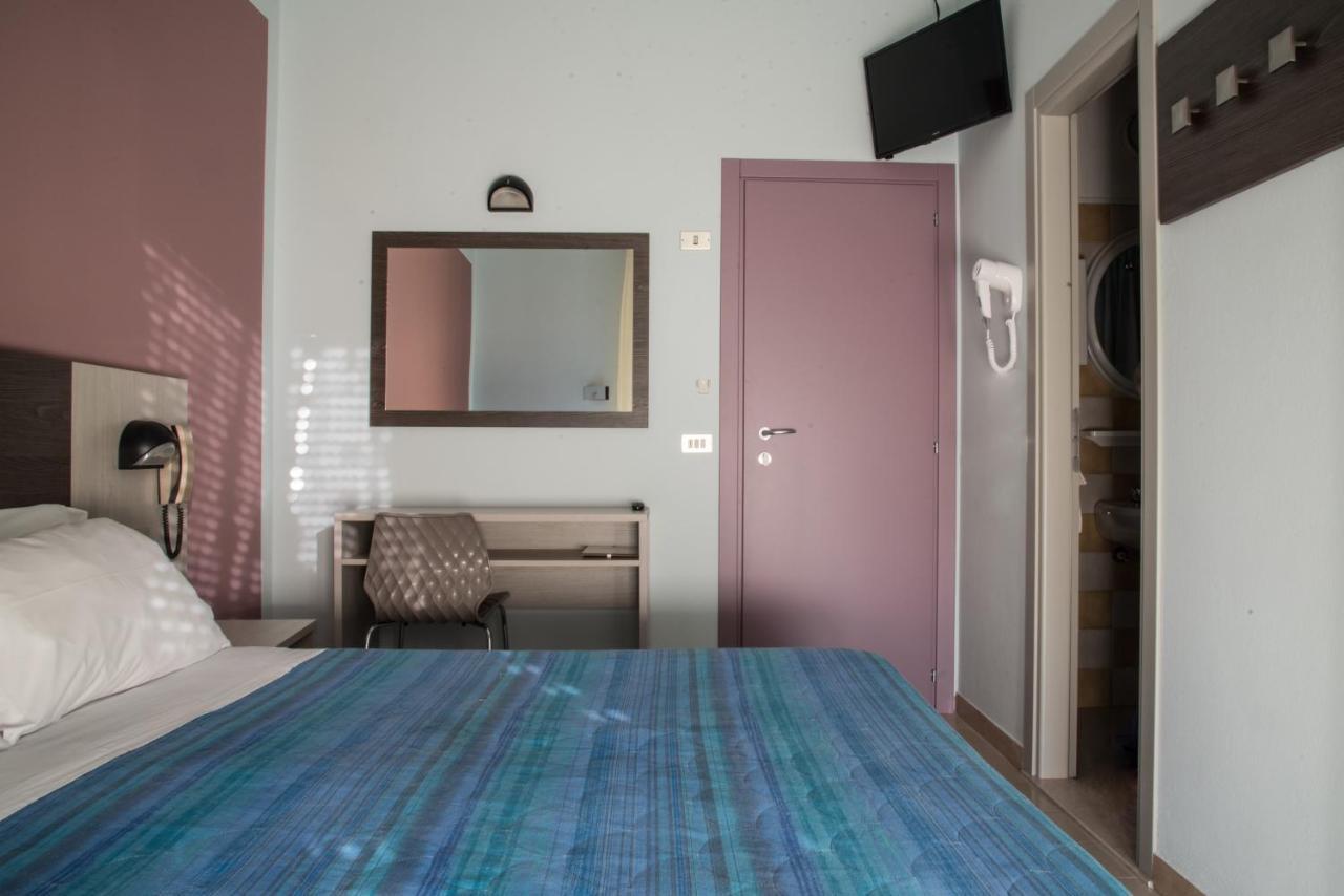 Hotel Mirage เบลลาเรีย-อีเจอา มารีนา ภายนอก รูปภาพ